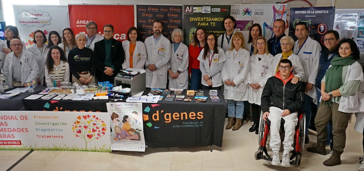 dgenesmurcia's tweet image. Hoy @dgenesmurcia ha participado en la mesa informativa por el Día Mundial de las #EnfermedadesRaras instalada en el hall del Materno-Infantil 
@AreaUnoArrixaca.
@Murciasalud 
Organizada con Genética Médica @encarna_guillen  @IMIB_RMurcia 
@TCAG_IMIB  @IIC_UMU_IMIB y @FEDER_ONG