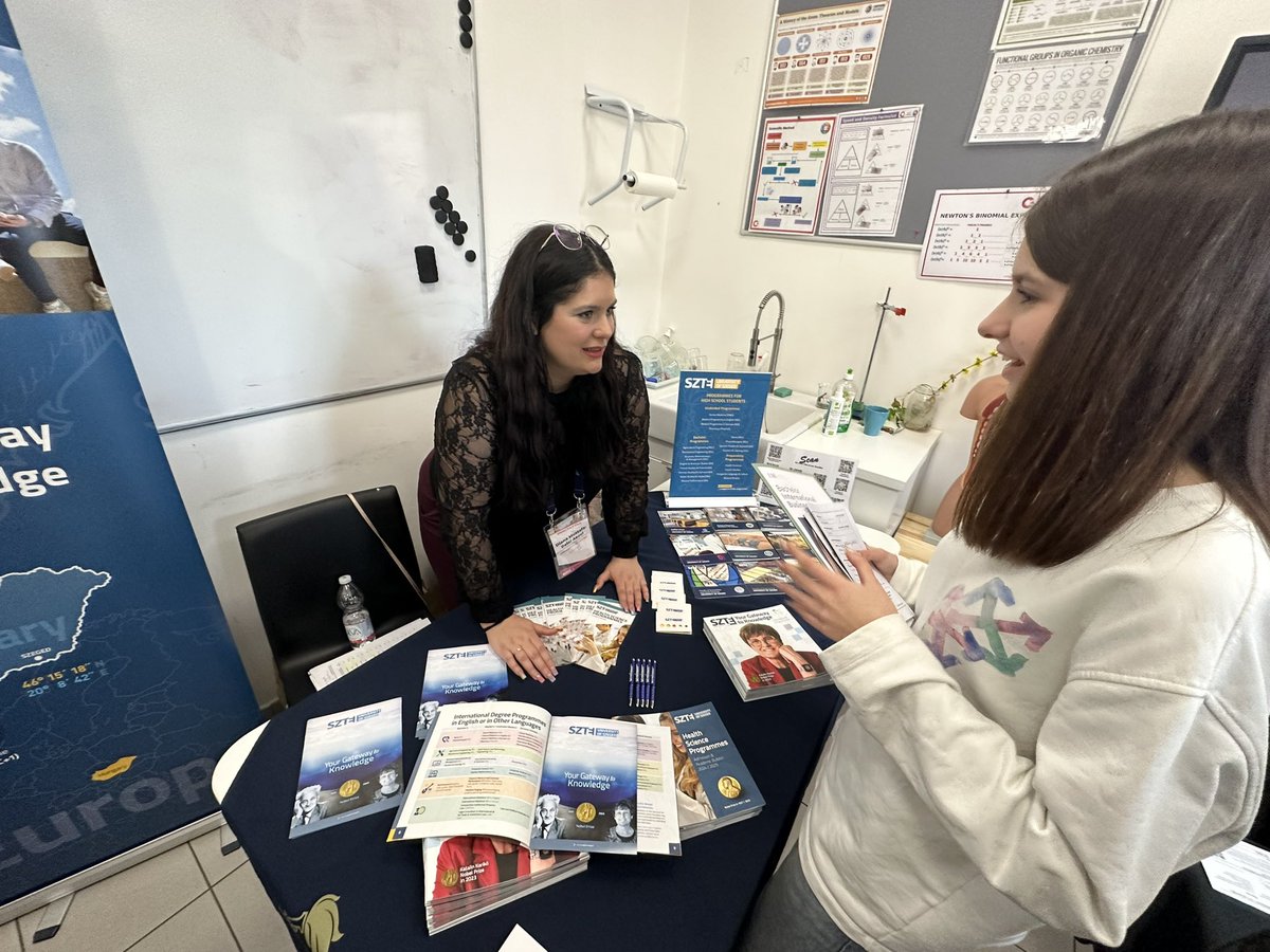 Colleagues from the University of Szeged are participating in a series of Educational Fairs in Italy organized by the SRT Fairs between the 27th and 29th of February  🗓️📌 

#UniversityofSzeged #SZTEinternational #StudyinSzeged #BestHugarianInstitution #srtfair