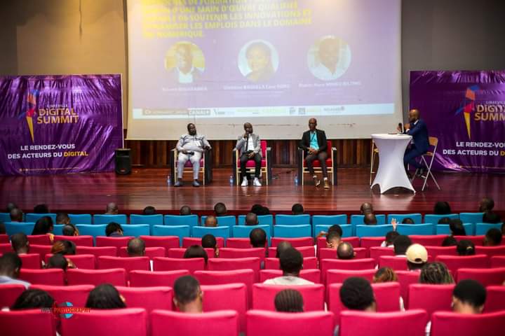 DigitalSumLbv's tweet photo. Revivez avec nous en images, la 1ère édition Libreville Digital Summit du vendredi 05 mai 2023. Merci à tous nos partenaires et intervenants. https://t.co/jmTBvmED9Y
