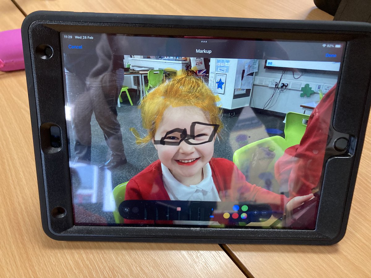AnParkInfants's tweet image. Massive thank you @mel_4nie for delivering a wonderful ICT lesson this afternoon. The children thoroughly enjoyed it and learned lots of new iPad skills. #apicomputing #year1