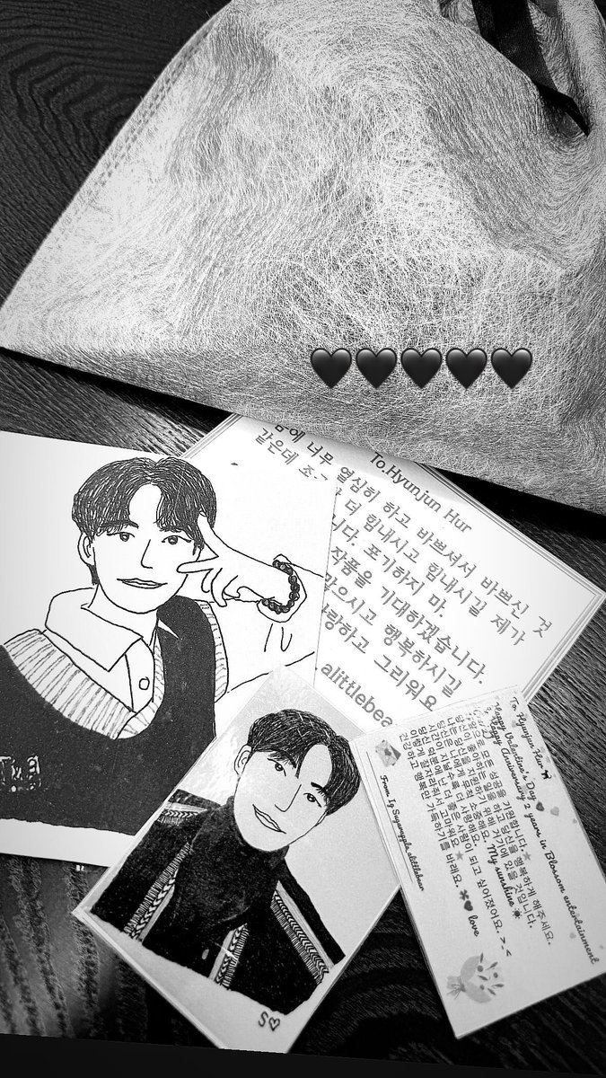 HurBrasil's tweet photo. 📸 #IG @/hyun.jxx0_p • 28.02.2024

“🖤🖤🖤🖤🖤”

#허현준 #HYUNJUN #현준 #HYUNJUNHUR #HURSHEYS https://t.co/QeSSUd46Rv