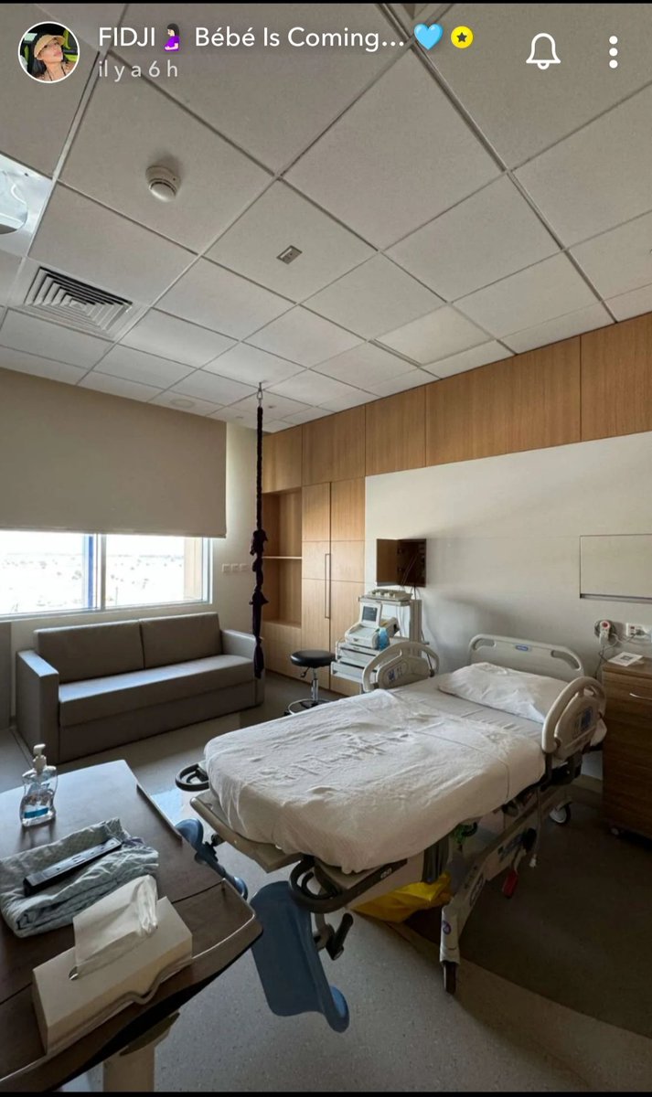 kameliakamss's tweet image. #fidji qui a fait la visite de la maternité où elle va accoucher ** la mediclinic à Dubaï **.. accouchement éminent..                      #millajasmine ..