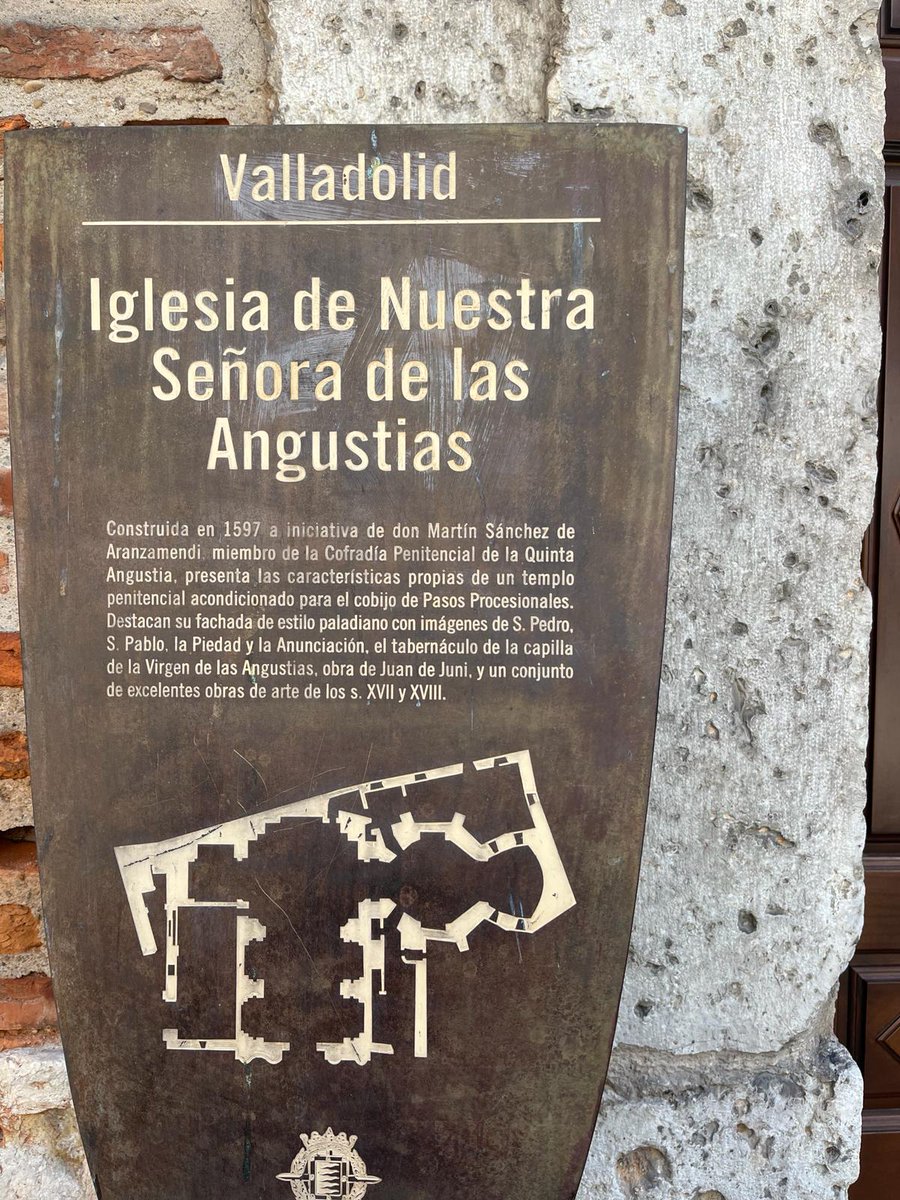 iris_garcia__'s tweet photo. 9. Pasamos a la iglesia de Nuestra Señora de las Angustias, construida a finales del S.XVI que cuenta con un tabernáculo obra de Juan de Juni. Gracias a ella, podemos explicar al alumnado características del arte de la época y de los pasos procesionales. #EUMZA #DCCSS https://t.co/K1RAKoW0Gy