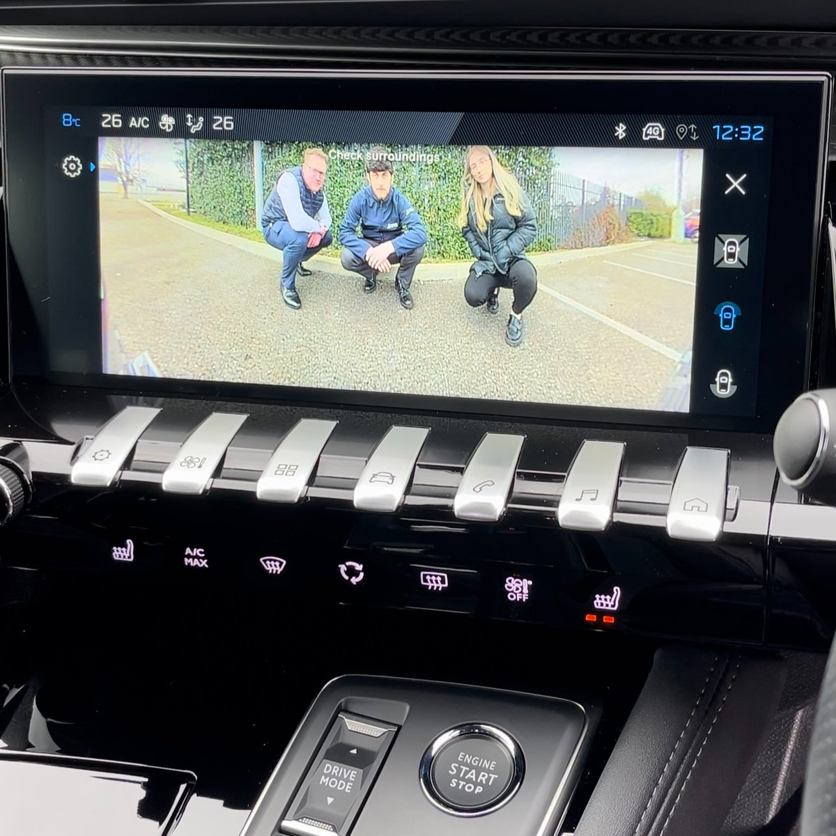 🚨CHECK YOUR SURROUNDINGS🚨 This Peugeot 508 has a 360 HD camera system! Prompting us to pose for a new album cover, but what could it be called?!😎 #Swansway #peugeot #chester #508 #gt #hybrid #HDcamera #albumcover