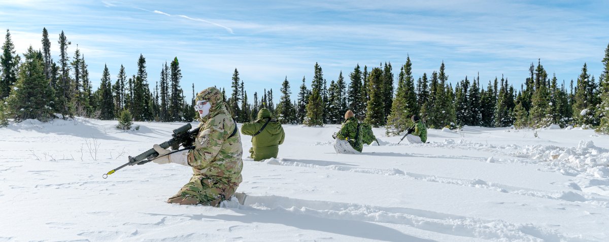 Did the recruiter ever ask if you like WINTER camping? 37 Canadian Brigade Group in collaboration with the Massachusetts Army National Guard are on Ex MAROON SOJOURN in Newfoundland and Labrador to develop winter survival skills as a skilled fighting force.