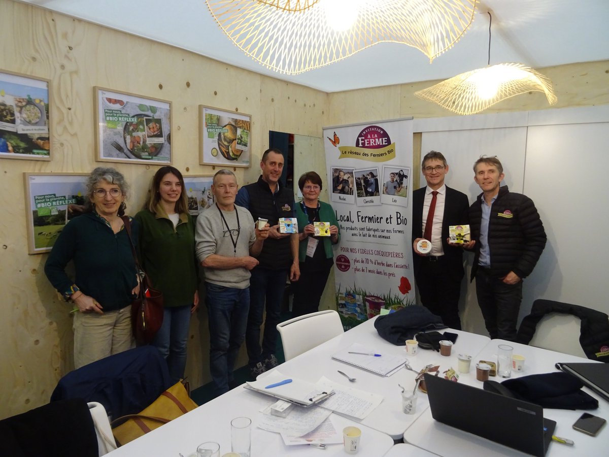 Point presse <a href="/Salondelagri/">Salon International de l'Agriculture</a> .
Merci à <a href="/agence_bio/">Agence BIO</a> de nous accueillir 
#sia2024