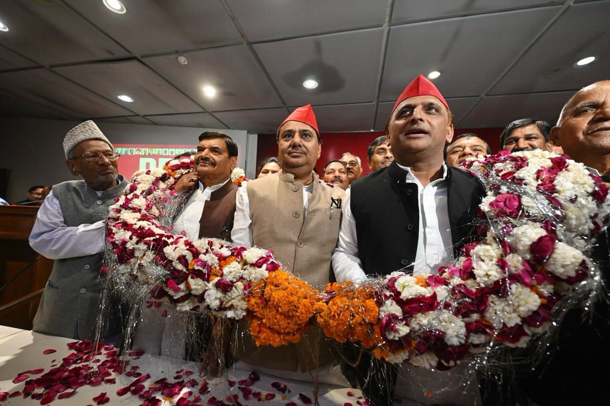 Akhilesh Yadav tweet media