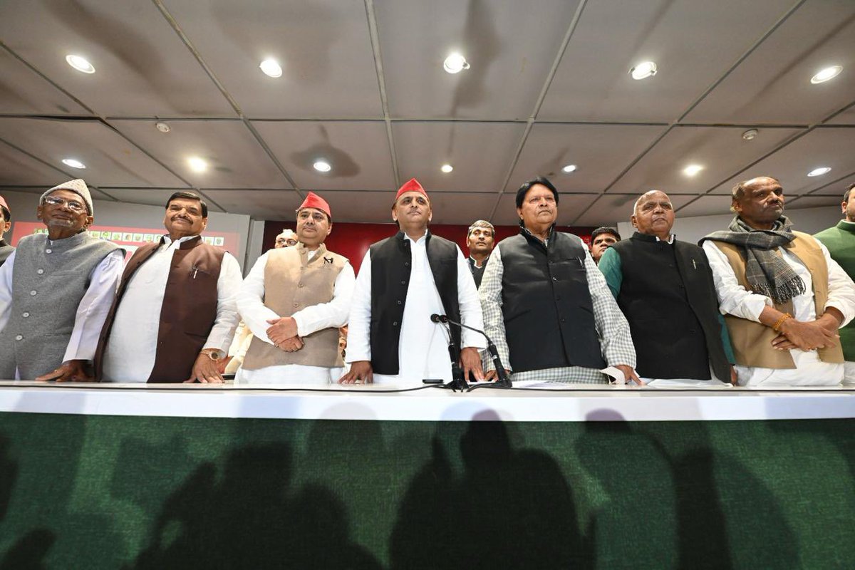 Akhilesh Yadav tweet media