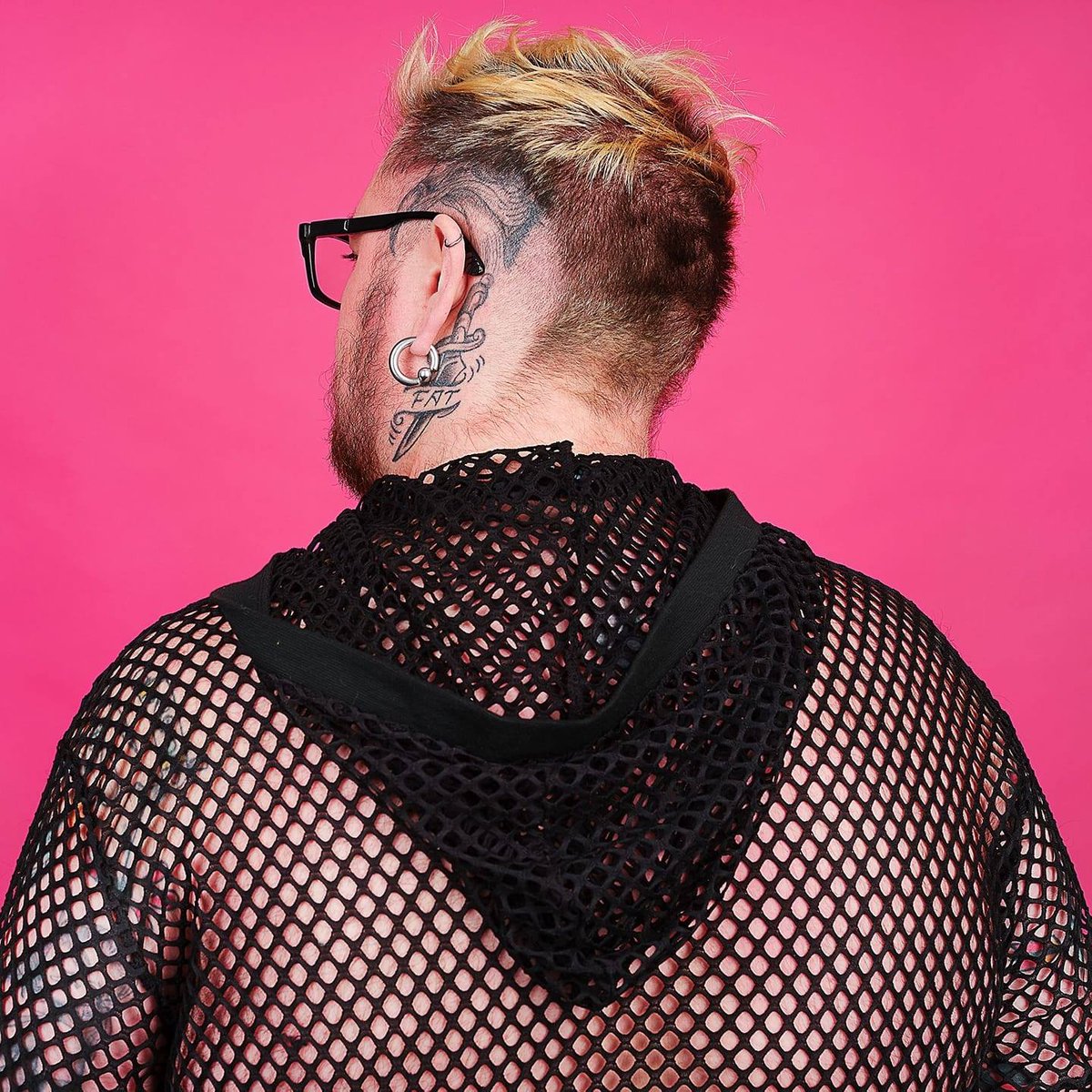 🌟 BiP Resident Highlight: Max Lander (he/they). 🌟

Maxwell Lander is a gamemaker, photographer and interactive media artist. They have been winning awards and exhibiting internationally since 2007 and, after publishing a book of photography exploring queerness (1/5)