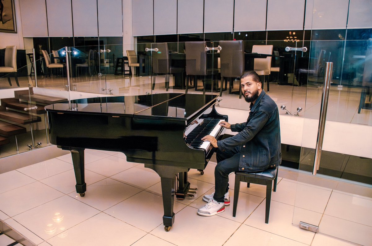 LILDI_MTOWN's tweet photo. 🎹🎶🔥 https://t.co/FBwGvcArWF