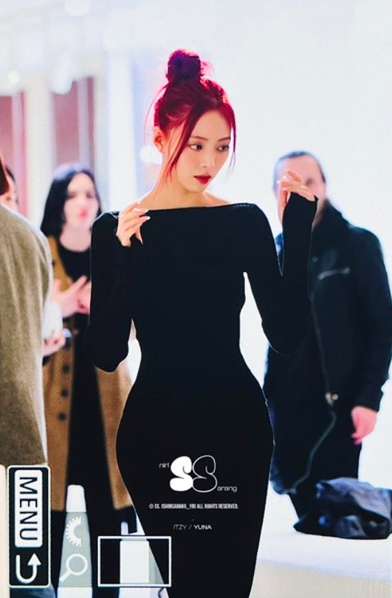 GHcF4GtWoAATS2N?format=jpg&name=900x900