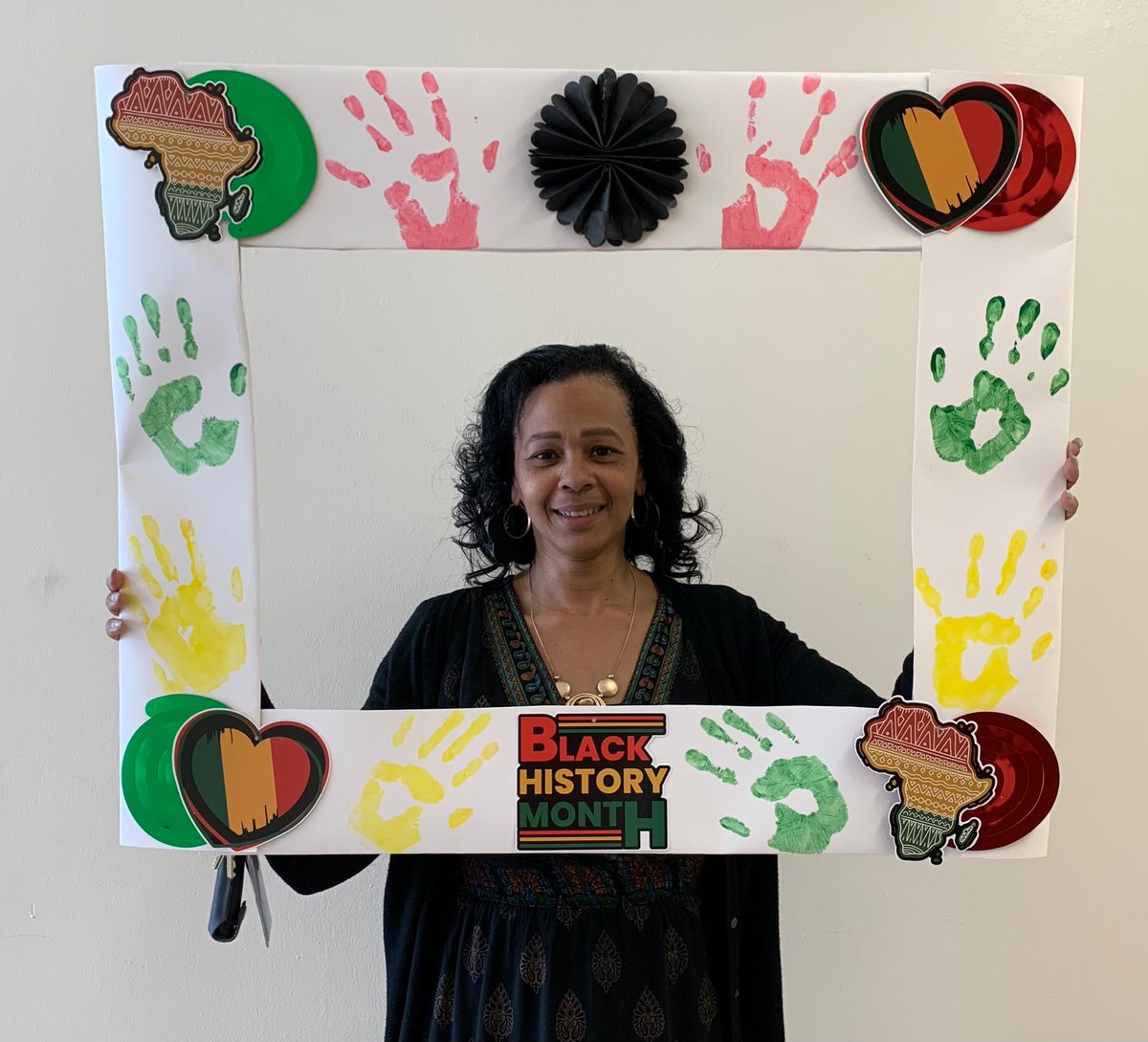 MrsBell00's tweet photo. StuCo Celebrating Black History Month at Hudson! @wongashley99 @LaketaVGraham @BFigarelli @MrMcMahonAP @Hudson_Hawks https://t.co/WV3fR3nB8Q