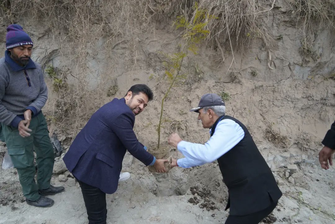 Udyamitsav, IIT Jammu (@udyamitsav) on Twitter photo As part of CSR initiatives by the <a href="/udyamitsav/">Udyamitsav, IIT Jammu</a>'24 team, a plantation drive was carried out by guests and speakers on the day of the festival 🌱
2nd Entrepreneurship Fest
20 Jan 2024 • <a href="/IITJammu/">IIT Jammu</a> 
--
<a href="/Premveer_Singh_/">Premveer Singh</a>
Convenor, Udyamitsav'24 
#iitjammu #plantation #plantationdrive As part of CSR initiatives by the <a href="/udyamitsav/">Udyamitsav, IIT Jammu</a>'24 team, a plantation drive was carried out by guests and speakers on the day of the festival 🌱
2nd Entrepreneurship Fest
20 Jan 2024 • <a href="/IITJammu/">IIT Jammu</a> 
--
<a href="/Premveer_Singh_/">Premveer Singh</a>
Convenor, Udyamitsav'24 
#iitjammu #plantation #plantationdrive
