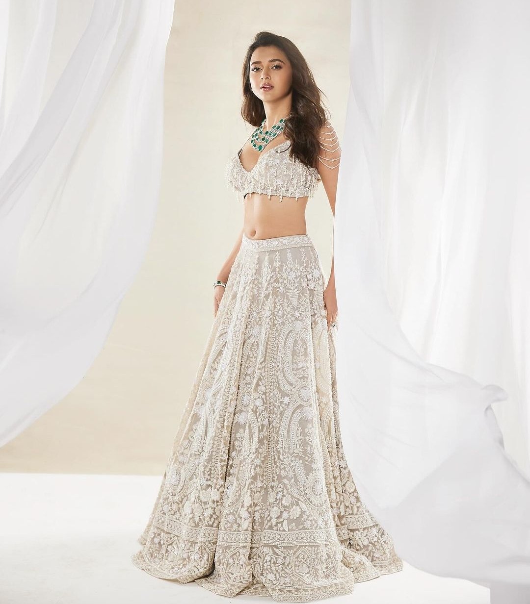 GHcHnOWWUAAv2Ds?format=jpg&name=large