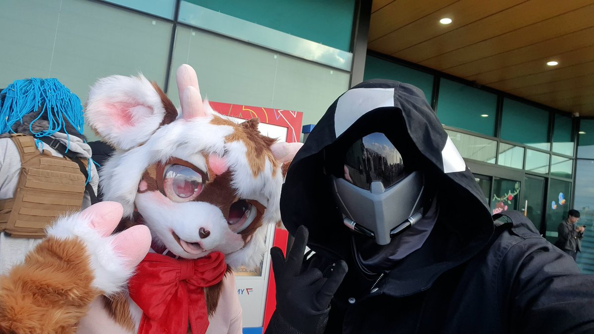 2020.02 FurryJoA 1
2024.02 FurryJoA 3
4년 만에 다시 뵙습니다! 더 귀여워지고 사랑스러워졌습니다 반가워요!

Fursuit: <a href="/Lubellia_sl/">루벨리아 사담🦌</a> 
#퍼리조아
#퍼리조아3
#FurryJoA2024
#FurryJoA3