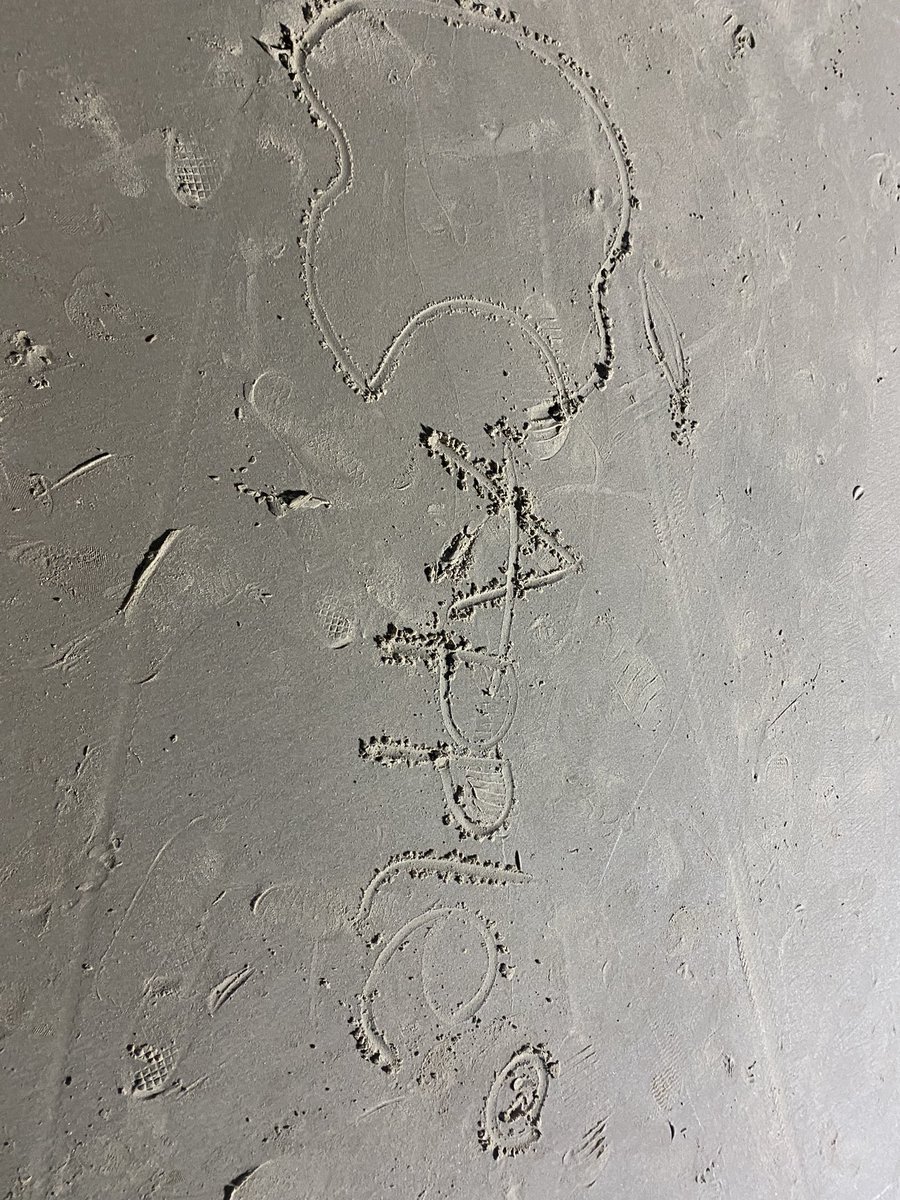 Lucky to <a href="/apple/">Apple</a>