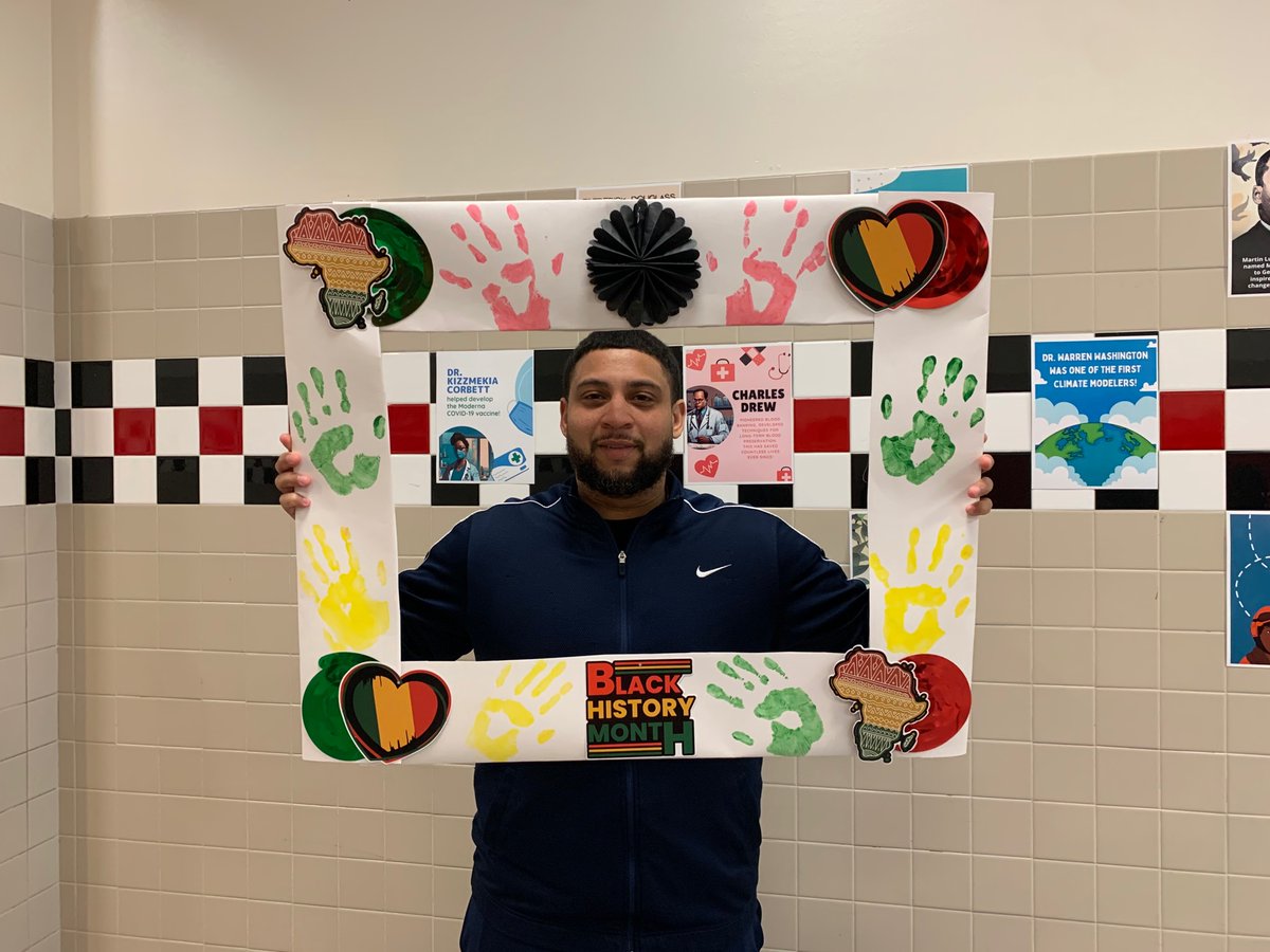 MrsBell00's tweet photo. StuCo Celebrating Black History Month at Hudson! @wongashley99 @LaketaVGraham @BFigarelli @MrMcMahonAP @Hudson_Hawks https://t.co/msoPO38nbN