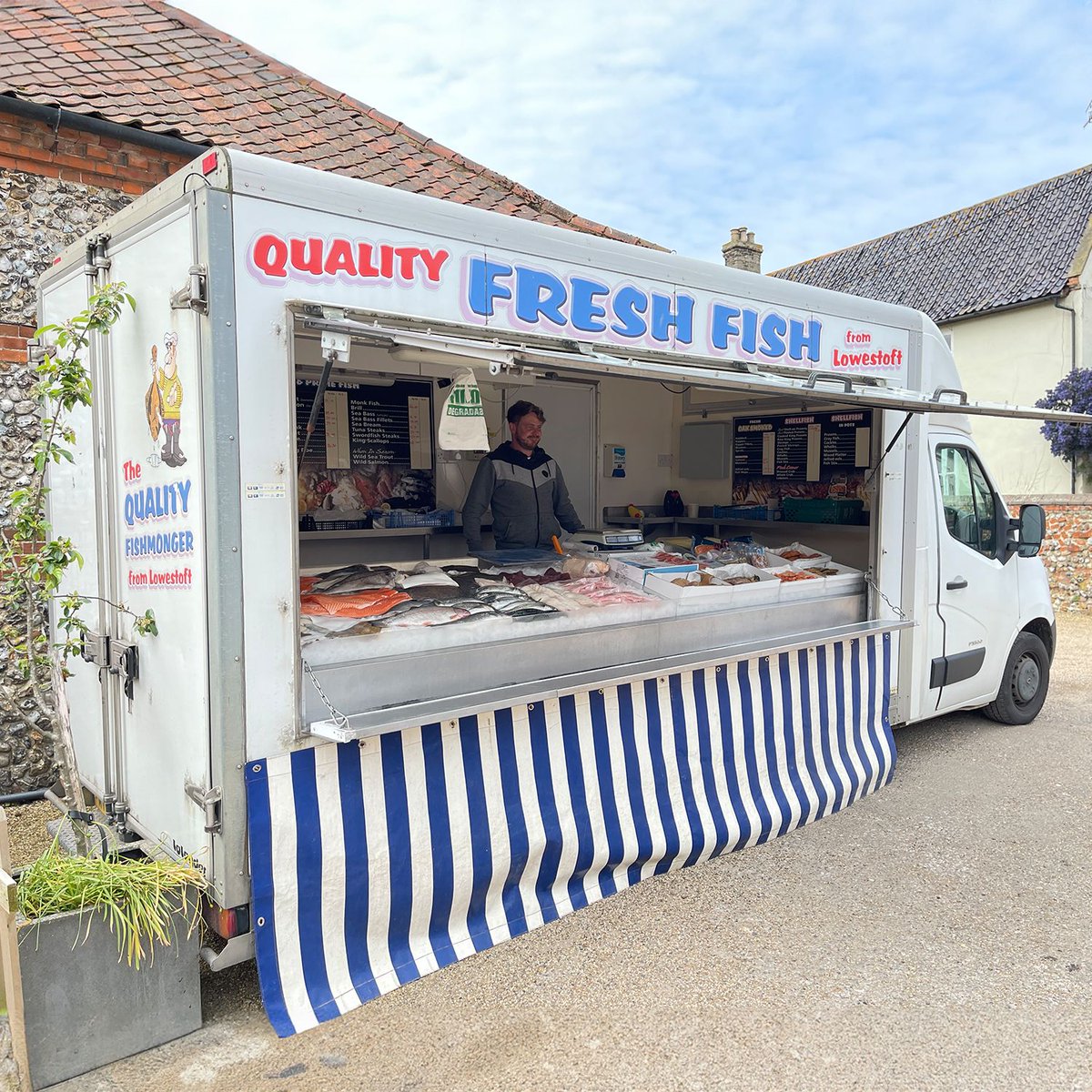 Unfortunately, our mobile fishmonger, Alec, will be unable to join us at the farm shop this week due to unforeseen circumstances. Rest assured, he'll be back as usual next Thursday from 10am to 12pm.