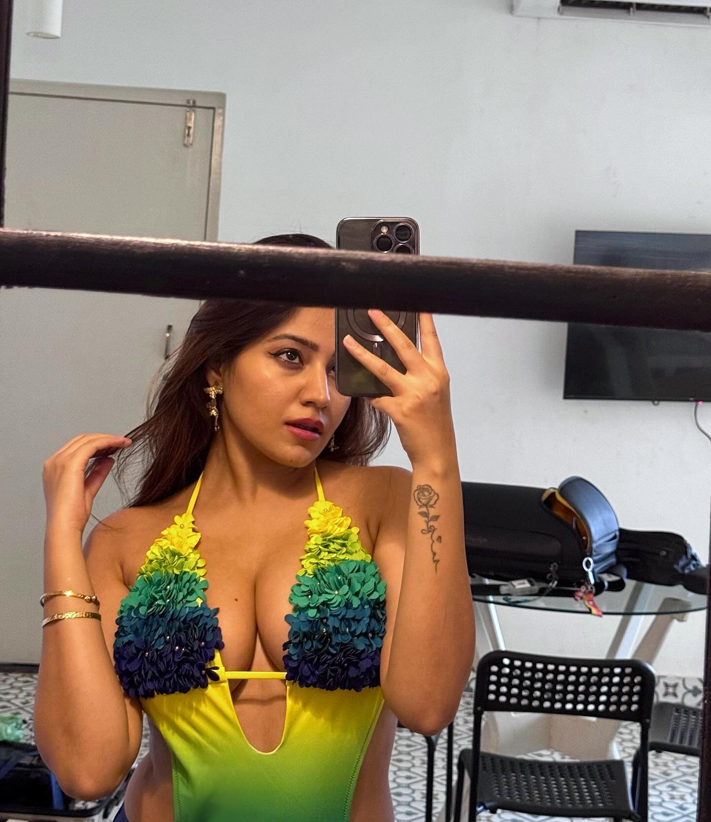 GHcJZ_saQAAm-C4?format=jpg&name=large