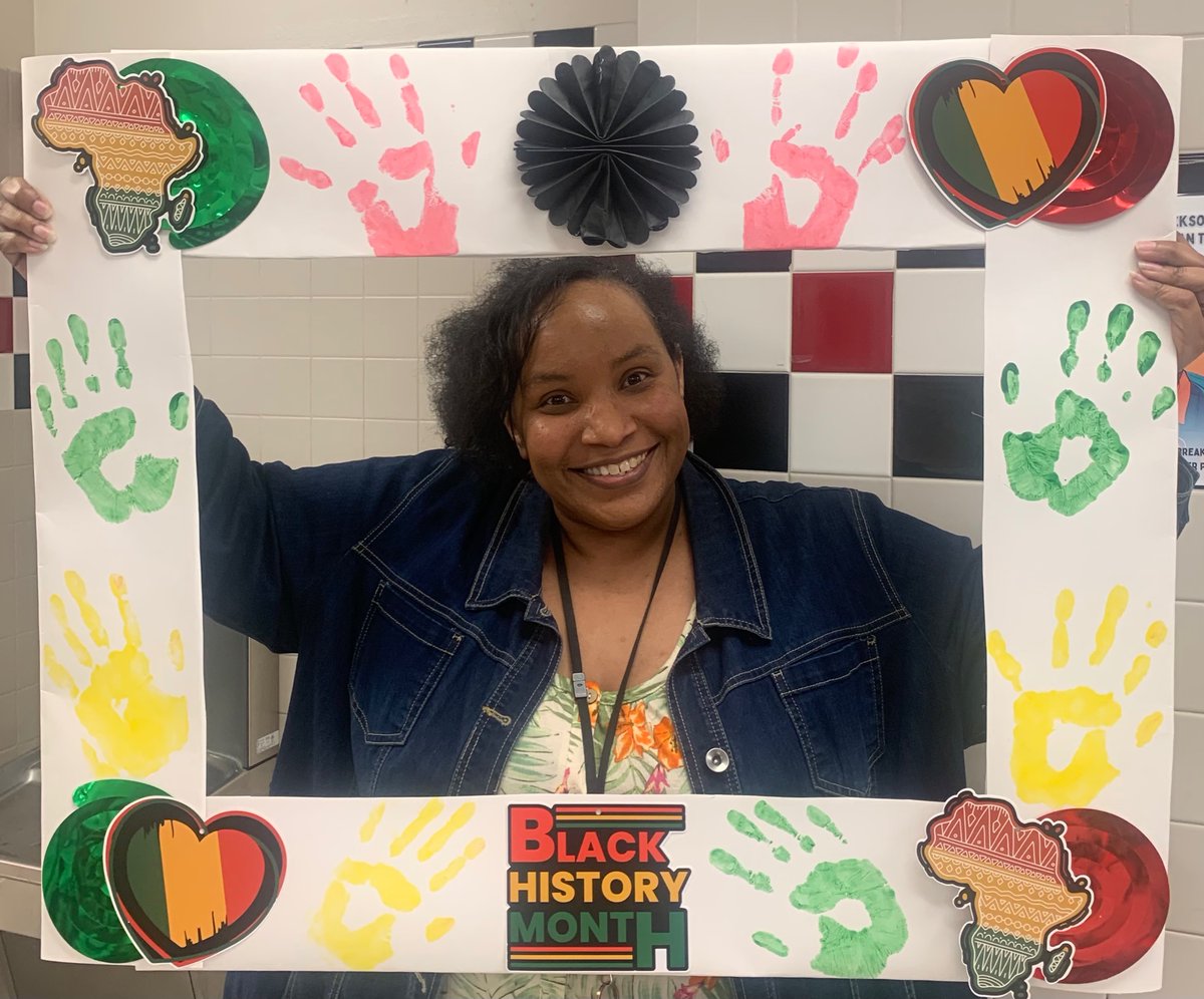 MrsBell00's tweet photo. StuCo Celebrating Black History Month at Hudson! @wongashley99 @LaketaVGraham @BFigarelli @MrMcMahonAP @Hudson_Hawks https://t.co/M5vPSASP0D