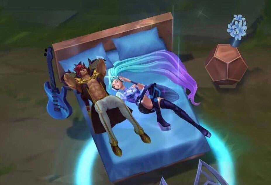 when she finally lets you flash + ult her ❤️