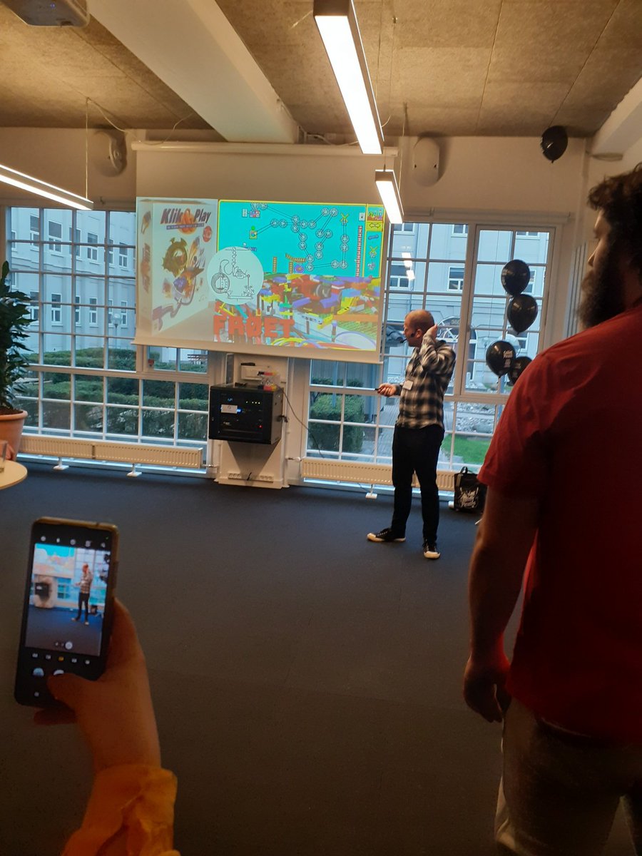 mivsen's tweet image. Sikke en skøn fødselsdag for #codingpirates 10 år
-Og fejre seje pirater hos
@DITdanskIT