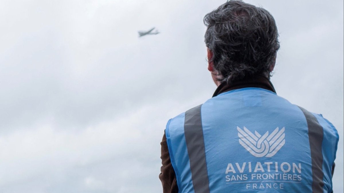 🌍✨ Être adhérent chez Aviation Sans Frontières, c'est participer à une chaîne de solidarité internationale et agir pour venir en aide aux personnes en difficulté. C'est aussi prendre part aux décisions stratégiques de l'ONG ? Découvrez-en plus ici 👉 asf-fr.org/fr/devenir-adh…