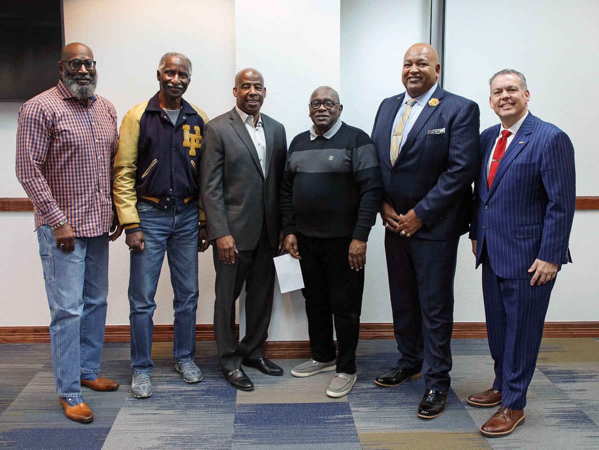 Alumni panelists featured at HPU’s recent Black History Luncheon. buff.ly/3wwwaMy