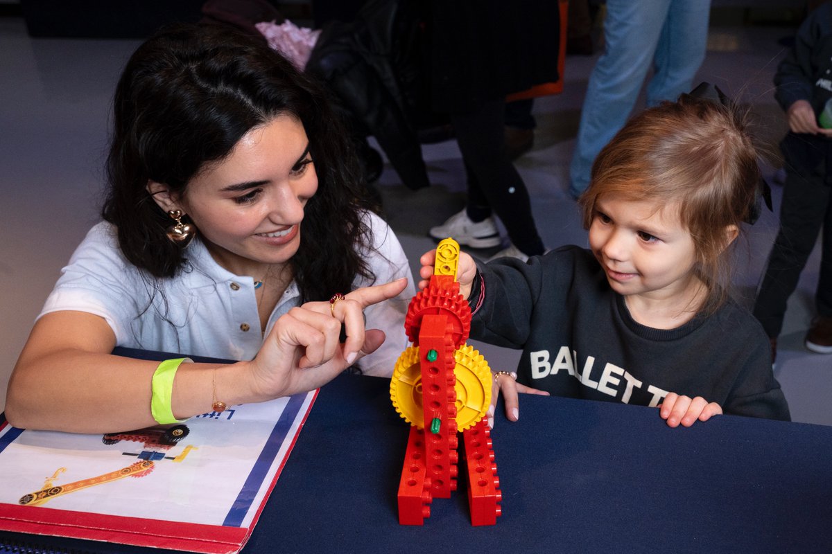 IntrepidMuseum's tweet image. That's a wrap on Kids Week 2024! Nature, Engineering, Safari, you name it! #KidsWeek had it all! 🤩 📸Erika Kapin
