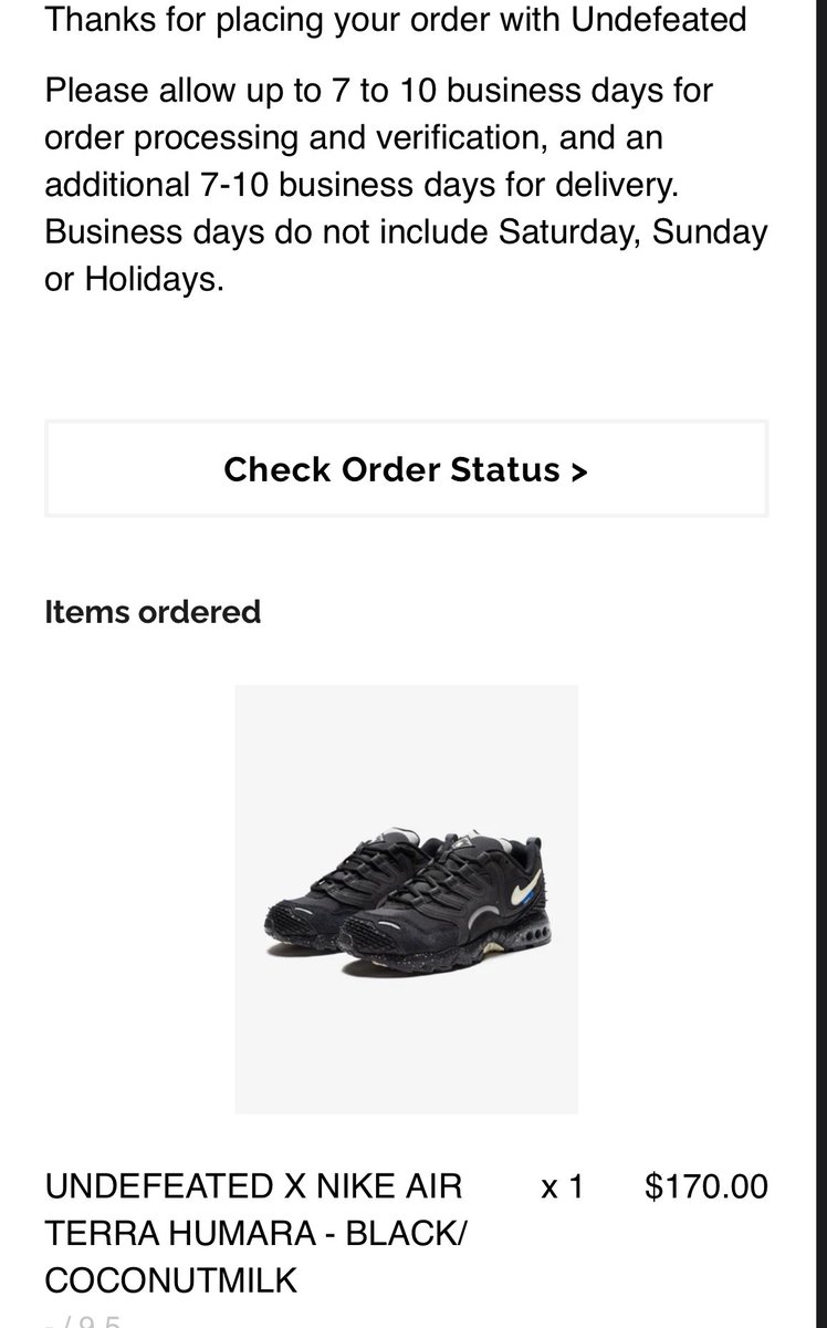 WorldofEdd's tweet photo. FINALLY! Was able to grab these this morning. Very happy, but nd if February treat.
#copped #nike #Undefeated #humara https://t.co/3ehsCakNG2
