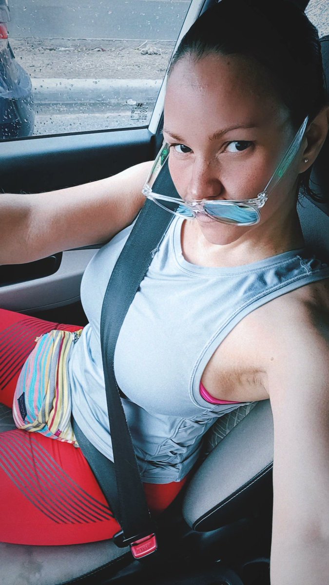 EsteeBeard's tweet image. Misijos, es oficial. Soy parte de la Flia. #BLPerformance acompañada de la mano del fundador @bernabelagrule y Coash @CalvohidratoRD 💪🏼🔥

Yo les dije que #Elreportedelosudore venía con propósito #StayTuned 

Por cierto, ¿Reportaron lo' Sudore'? 😏🔥