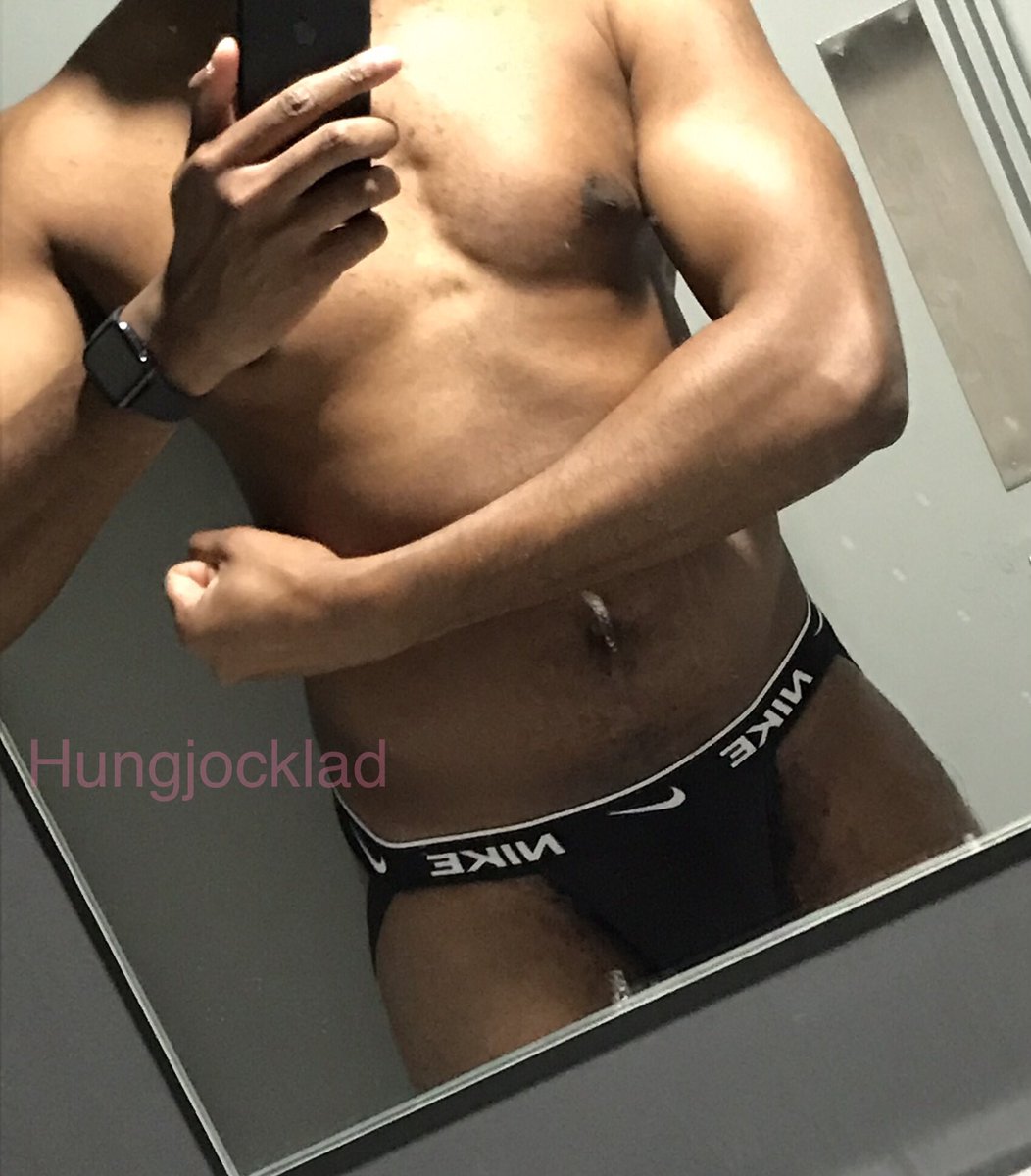 hungjocklad's tweet photo. Just finished a work out. 

Am I topping or bottoming for you? #gaylondon #gay #sportswear https://t.co/DMRLKWFV6U