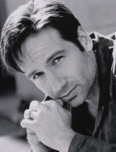 Let’s have a #WowzaWednesday and share #DavidDuchovny photos that inspire a “Wow” response! (Which is pretty much all of them! 🤣) #Hearteyes