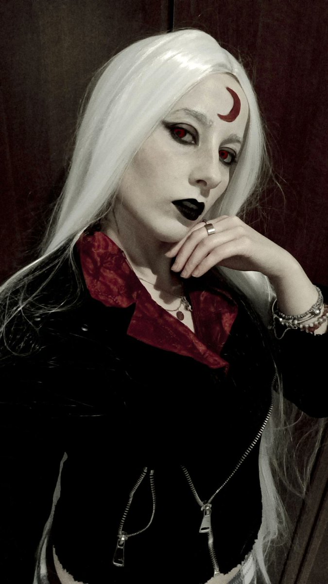 Sele_Selenele's tweet photo. FINALLY a Requiem instant!
All thank to my trusted @Eli_redDave Requiem  💖

#requiemvampireknight https://t.co/LQiLUsYSWk