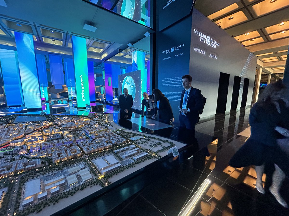 Visit of Vice Minister of Trade Sweers to Masdar City. Sustainable architecture in Abu Dhabi combining modern and artisan methods of building <a href="/mazairac/">Marc Mazairac</a> <a href="/DutchMFA/">Dutch Ministry of Foreign Affairs 🇳🇱</a> <a href="/dgbeb/">Dgbeb</a>