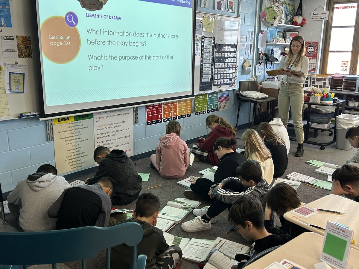 We had a great SLT visit to <a href="/D59Frost/">Robert Frost Elementary</a> today. Seeing the kids and staff in action was awesome! #D59Learns
