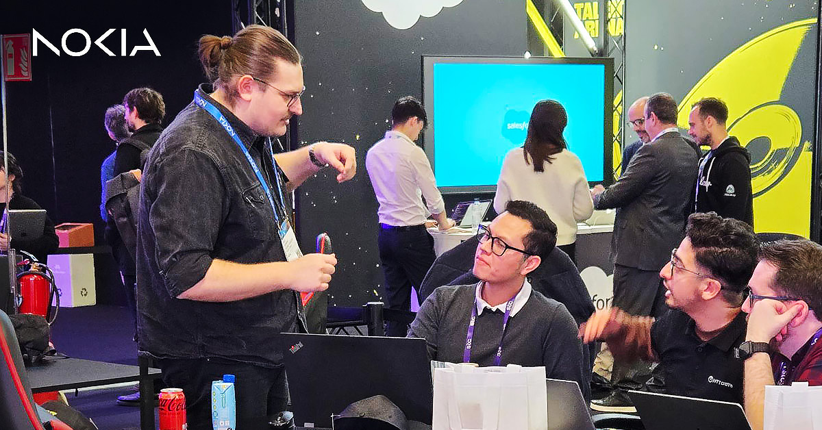 nokianetworks's tweet image. Day3 at #MWC24 was a whirlwind of innovation! 
Our #NetworkasCode solution stole the show with engaging demos and productive discussions, and we fueled the fire of future tech leaders at the pioneering GSMA Open Gateway Hackathon. 
Learn more: nokia.ly/3UUA9ww