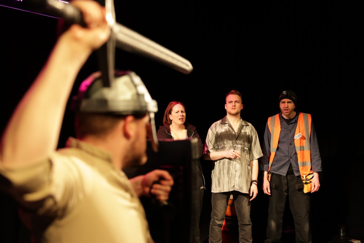 Jeez, time flies. We (<a href="/ForgetTheDog/">Forget About The Dog</a>) are back on the road in March!  #HappyPlace coming to <a href="/SkiptonTownHall/">Skipton Town Hall</a>, The Barn, Tadcaster and <a href="/YarmSchool/">Yarm School</a> all through the wonderful <a href="/RuralArts/">Rural Arts</a> 🙌

📸 <a href="/LewisAFernandez/">Lewis Fernandez</a>