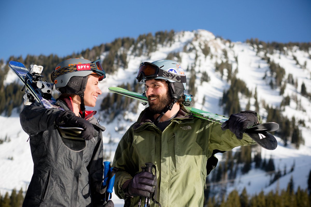 Today, we get to relish in yet another post-storm, bluebird day! The Alta magic has really done her best this past week and we are so stoked to share it with you all. 🤩❄️⛷️