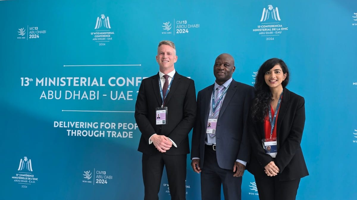 In the lead-up to #WTOMC13AbuDhabi this week, the #Commonwealth Small States Office (#CSSO) hosted two workshops to support #CommonwealthSmallStates with their preparations for trade negotiations.

Read more 👉: bit.ly/49hKuXD