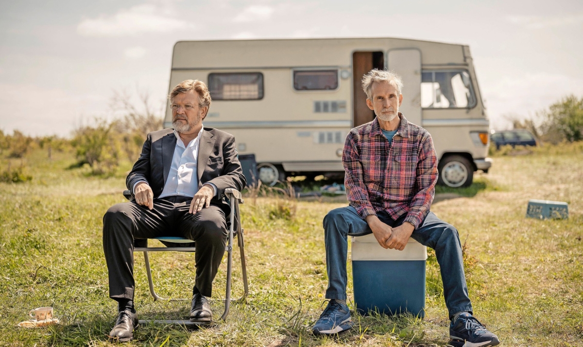 brighter_hell's tweet photo. @Jst_Bor @ZDF @ProSieben @sat1 @RTL_com ich mag Justus von Dohnányi, ich mag Ulrich Matthes, ich mochte "Freunde", also kuck ich "2 Freunde" 😂
#2Freunde / @DasErste https://t.co/xWTchgu0aC