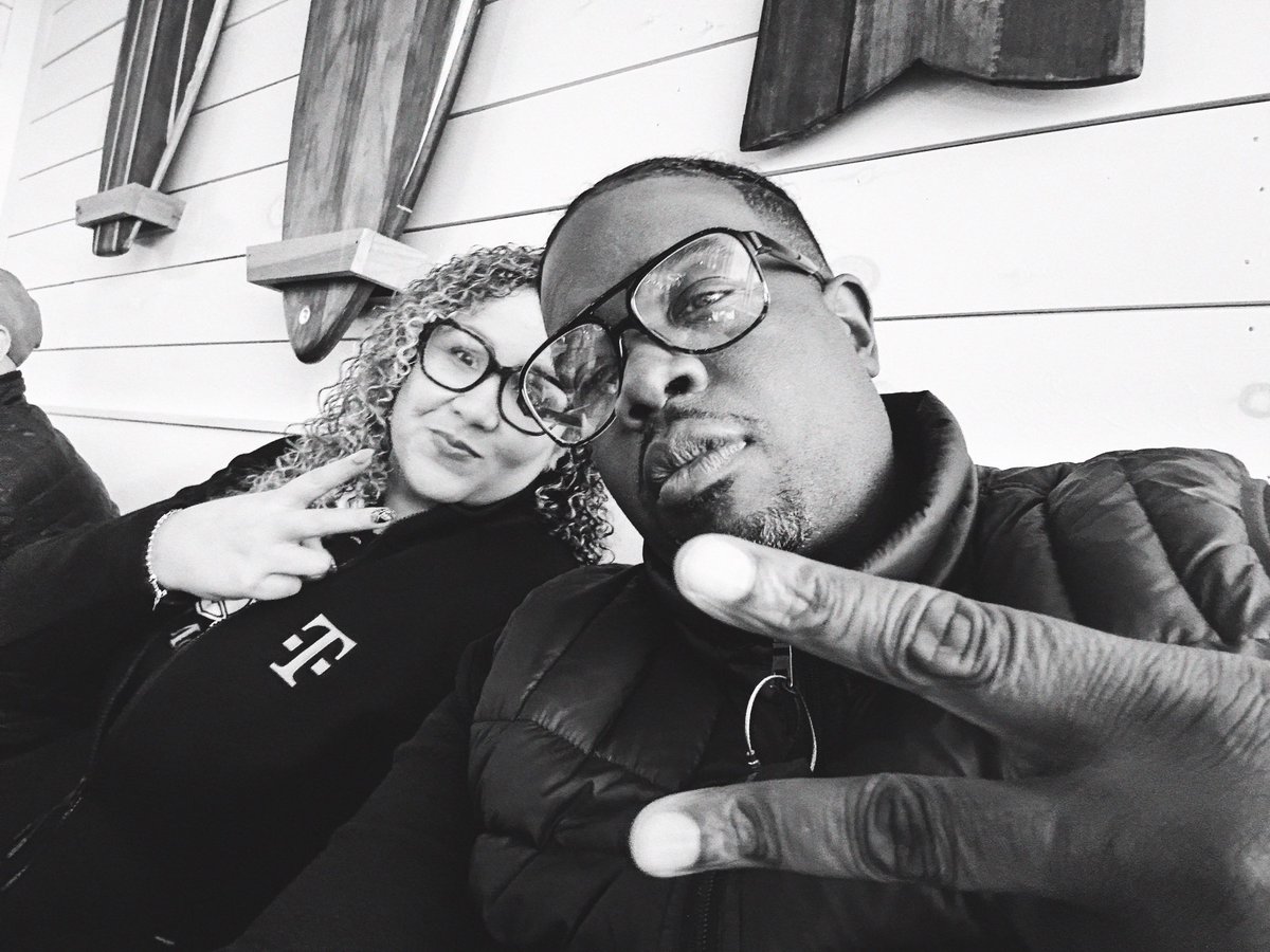 Happy Employee Appreciation Week!!! Huge shout out ⁦<a href="/MagentaKP/">Khris Pereira</a>⁩ holding it down in NC!!! Thanks for being an awesome teammate.
#teamelite #nadayadayada #tmobile