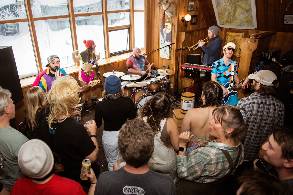 It's the first Sunday of the month and you
know what that means... MUSIC! DANCING! FRIENDS!
Tonight we will be joined by GG &amp; The Hurt for another
epic night of live music in the P-Dog Bar.
Doors: 3:30
Music: 4:20
Link in bio for tickets!