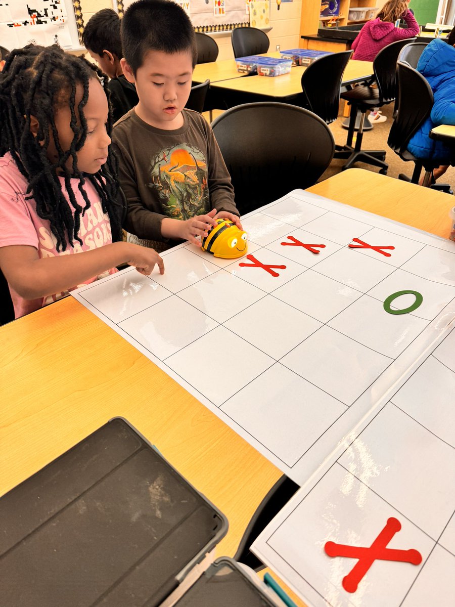 STEMingahead's tweet photo. Bee-Bot coding today with PeeK, K,  &amp; 1st grade. Thinking about location and direction while building a sequence of commands.

Ready to engage with new materials. #AmazinFutureEngineers #BootUpPd @amazonnews @joinbootup @LexingtonOne @MsHagaman https://t.co/WhH1JS8l3y