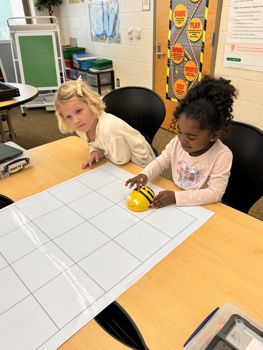 STEMingahead's tweet photo. Bee-Bot coding today with PeeK, K,  &amp; 1st grade. Thinking about location and direction while building a sequence of commands.

Ready to engage with new materials. #AmazinFutureEngineers #BootUpPd @amazonnews @joinbootup @LexingtonOne @MsHagaman https://t.co/WhH1JS8l3y