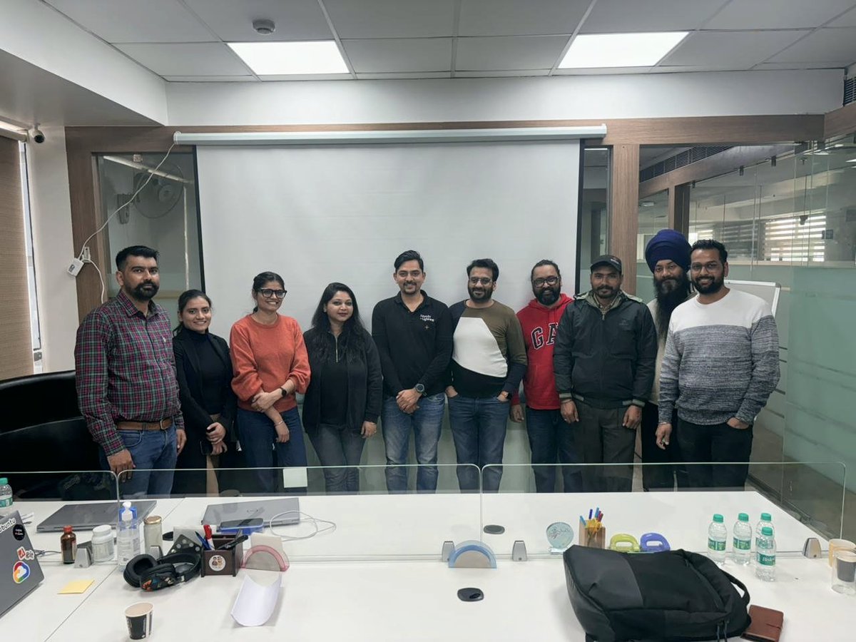 laravelChd's tweet image. Thank you Sandeep Kaur #Laravel #laracon