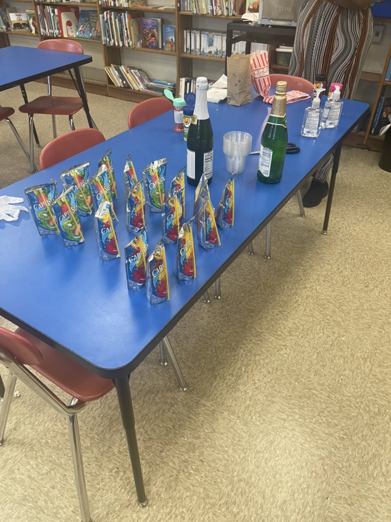 dr_raine's tweet photo. @HeatherHillsES celebrating the successes and growth of our SWD for their Fall and Winter IREADY Reading and Math scores with an Everything is Popping Party!! We popped popcorn..sparkling apple cider…and test scores!! WhoooHoooo!!! 
@McKennaLewis14 @Area1PGCPS https://t.co/jYSyoROmEN