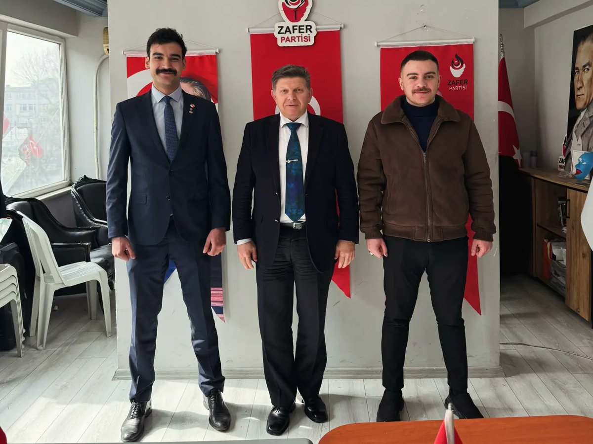 zafer_avcilar's tweet photo. Zafer Partisi İstanbul İl Başkanımız @eerhan1  'ın bugünkü ilçemizi ziyareti.

@zaferpartisi @umitozdag @ZaferPartisi_34 @AzmiKaramahmut @UMUTBASMACI @mertuzgor 

#Avcılar https://t.co/w6oSkcrNwL
