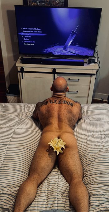 It's almost time for #FF7R ! 7 was the first final fantasy I ever played and what started a lifelong<a href="/tag/ff7r"class="tags">#FF7R</a>