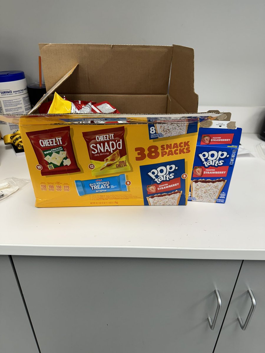 Snack pack is a hit! Thank you <a href="/emilywiper/">Emily Wiper</a> the team really appreciates it!